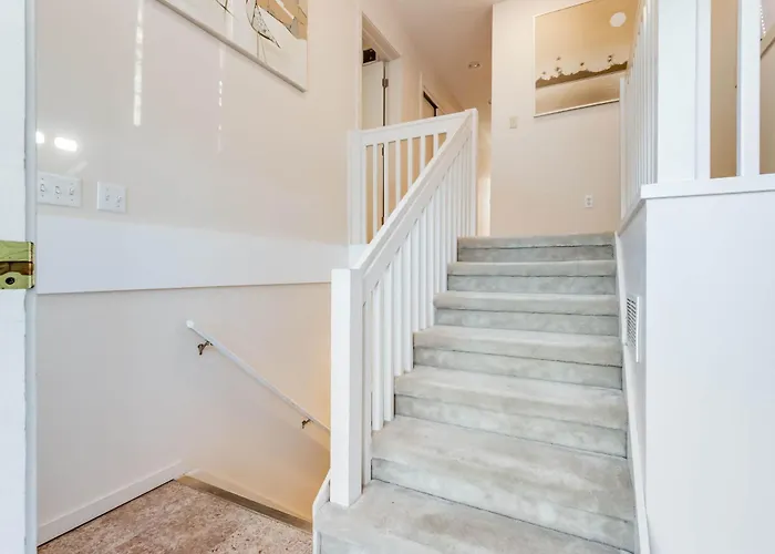 Tunnel Ave Holiday home *